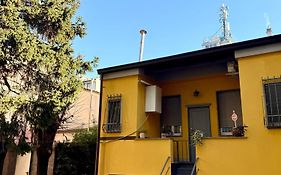 Gionas - Casa Indipendente In Zona Strategica